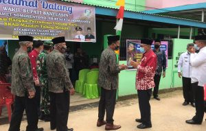 Hari Santri Nasional, Wabup H. Slamet Resmikan Gedung BKAD Talang Kelapa