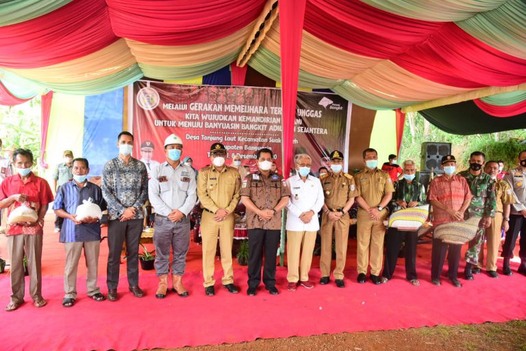 Bangkitkan Ekonomi. Masyarakat, Askolani Launching Inovasi GEMAR TUGAS