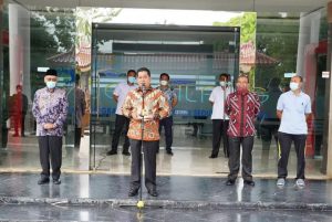 Bupati Askolani Bantu Mobil dan Speed Boat untuk Operasional Kades dan Bumdes