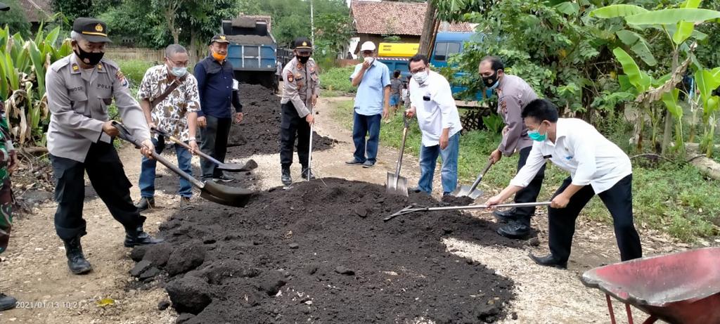 HPN 2021, SMSI Bangun Jalan dan Sarana Sanitasi