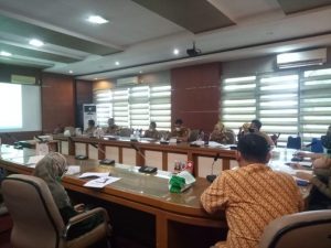 Rapat Monitoring Evaluasi Pelayanan Kesehatan Program JKN/KIS Terdapat Data Kenaikan Jumlah Pelayanan Tidak Wajar