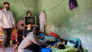 Kapolres Muratara Kunjungi Korban Musibah Pohon Tumbang