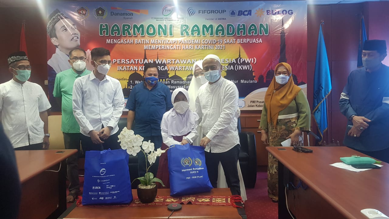 Harmoni Ramadhan, Ajang Silaturahim dan Berbagi PWI-IKWI