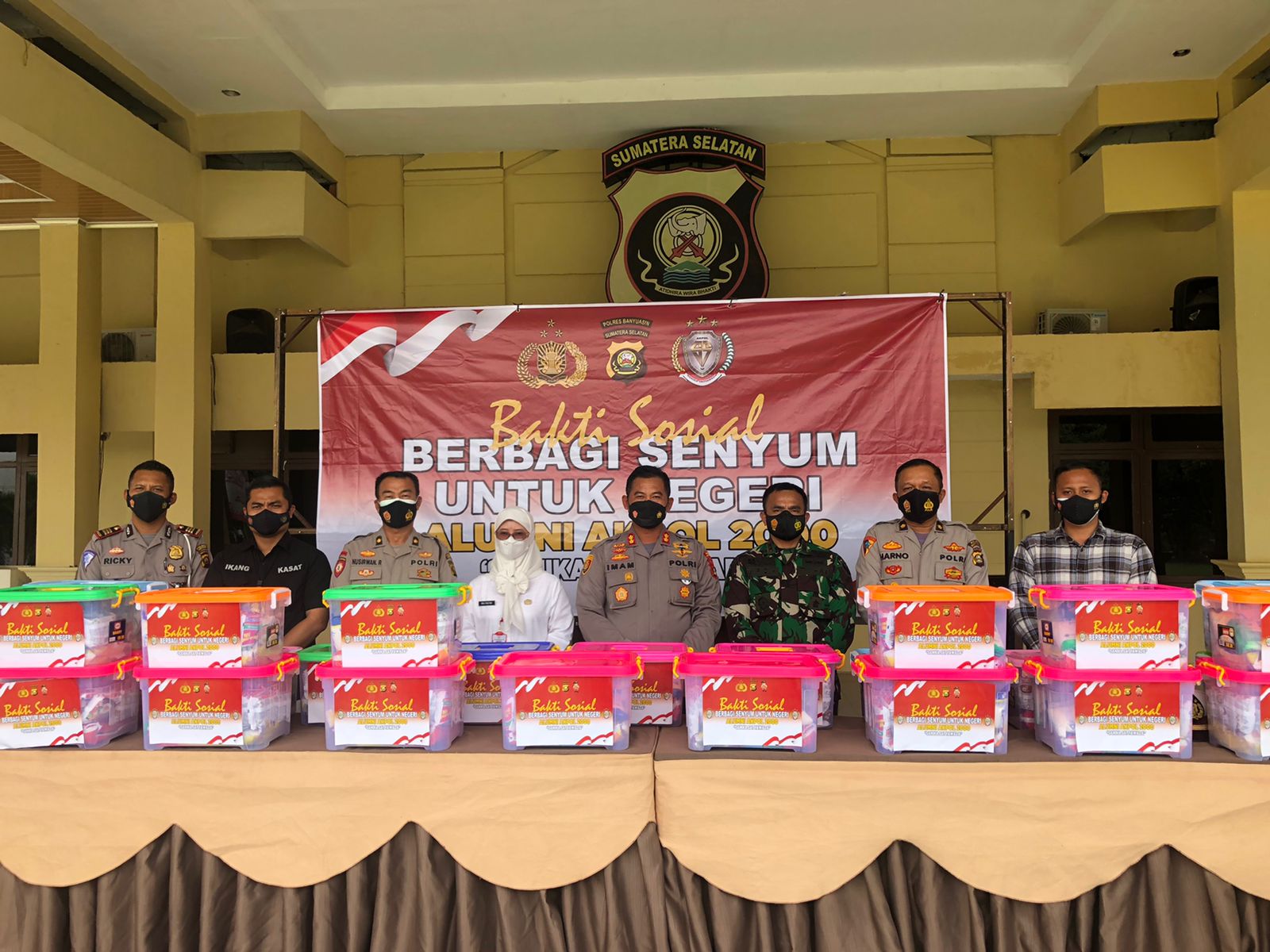 Serentak di Seluruh Indonesia, Alumni Akpol Angkatan 2000 berbagi Senyum untuk Negeri