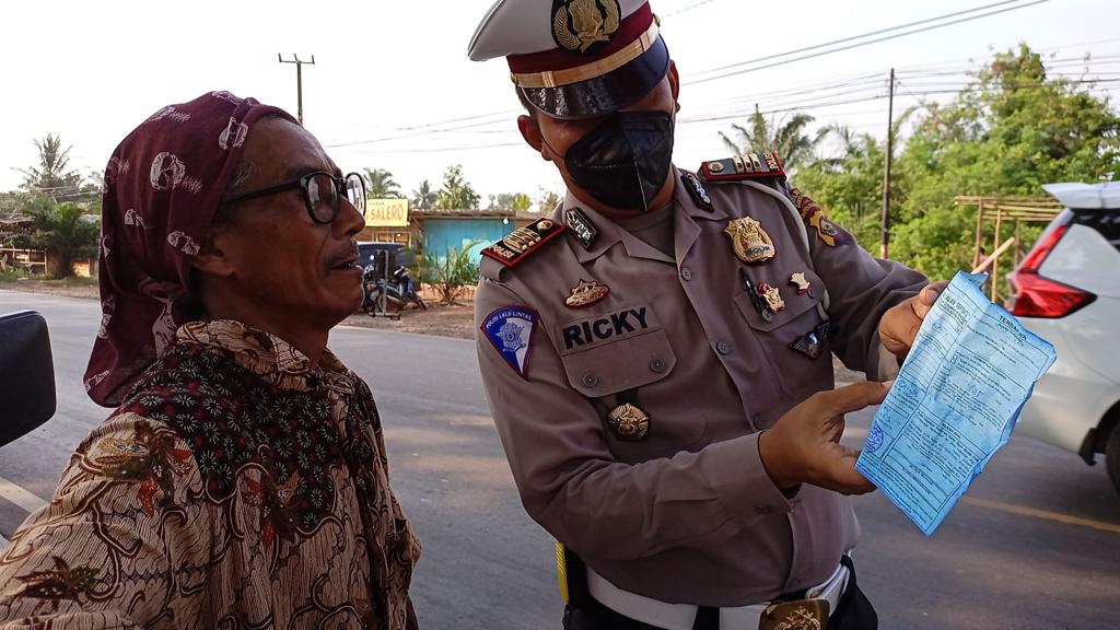 Operasi Rutin Kepolisian, Sat Lantas Polres Banyuasin Tertibkan 63 Pelanggar Lalu Lintas