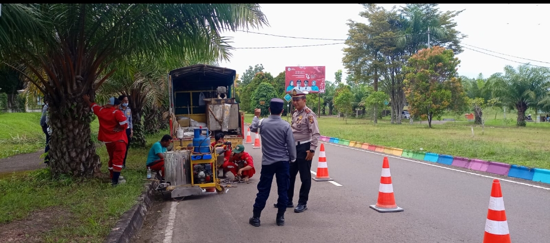 Kasat Lantas Polres Banyuasin Tinjau Lokasi KTL Bersama Dishub dan PUTR