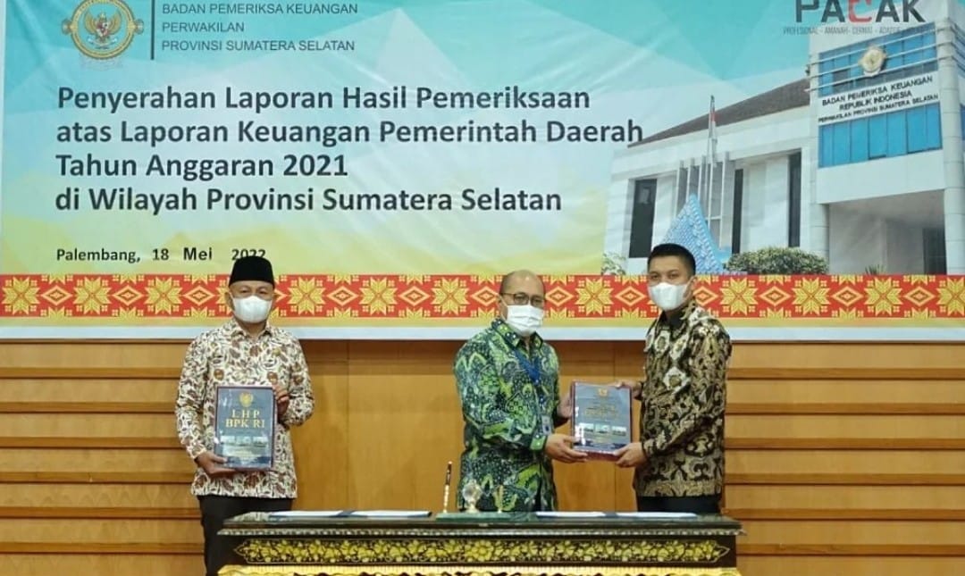 Ogan Ilir Kembali Dapat Predikat WTP, Bupati Panca Terima Laporan Pemeriksaan dari BPK