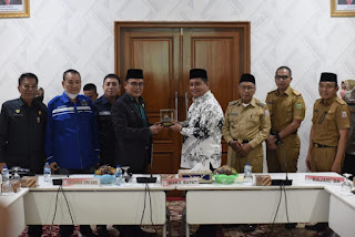 Tingkatkan Kualitas Pelayanan Publik, Bupati dan Wakil Bupati Banyuasin Hadir dan Ikuti Acara SP4N-Lapor