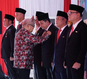 Wapres Anugerahkan Satyalancana Pembangunan dan Satyalancana Wira Karya pada Puncak Peringatan Harganas ke-30