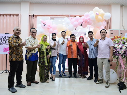 Pj. Bupati Banyuasin dan Pj. Ketua TP PKK Banyuasin Hadiri Launching Miss Glam Palembang.