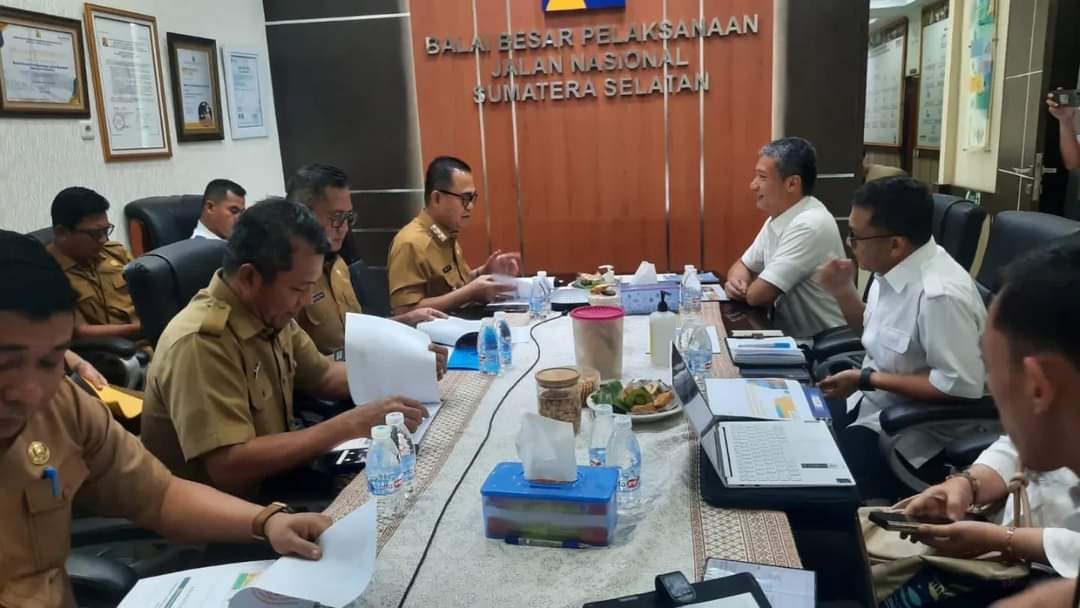 Pastikan Penataan Kota Pangkalan Balai Berjalan Sesuai Aturan, Hani S. Rustam Lakukan Koordinasi Ke Balai Besar Pelaksanaan Jalan Nasional  Sumatera Selatan Ditjen Bina Marga Kemen PUPR. 