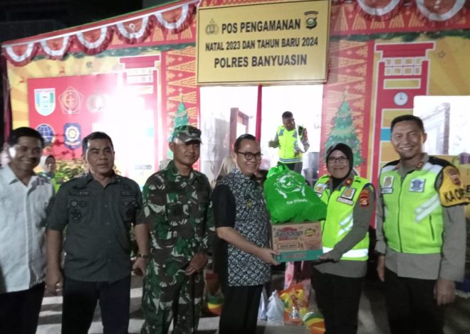 Hani S. Rustam Pantau POSPAM Nataru Talang Kelapa Sekaligus Beri Bantuan Kepada Anak Yatim