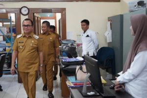 Pastikan Disiplin Pegawai Awal Tahun, Pj. Bupati Banyuasin Lakukan Sidak