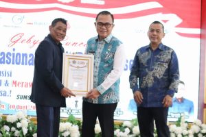 Pj. Bupati Banyuasin Raih PWI Sumsel Award 2024 Atas Peran Aktif Sebagai Sahabat PWI