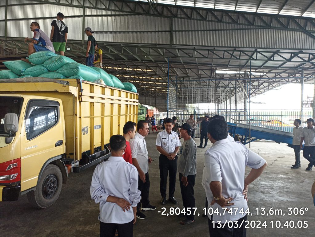 Pastikan Petersediaan Stok Beras Aman di Banyuasin, Pj Bupati Sidak Gudang Beras