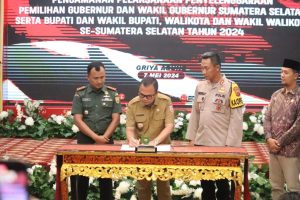 Pj. Bupati Banyuasin Tandatangani NPHD Dana Hibah Pengamanan Pelaksanaan Penyelenggaraan Pilkada Sumsel Tahun 2024