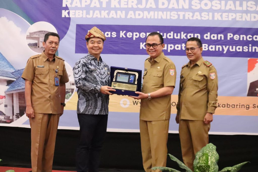 Dirjend Dukcapil Kemendagri Dr. Teguh Apresiasi Kinerja Dukcapil Banyuasin