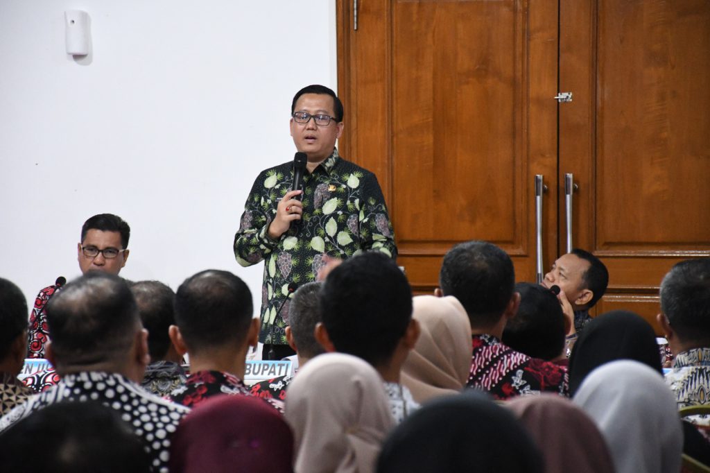 Pj Bupati Banyuasin M. Farid Gaungkan Sholawat Busyro Di Banyuasin, ini Manfaatnya!