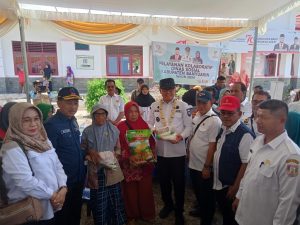 Luar Biasa!!! Sembako Pasar Pasar Murah Di Karang Agung Ilir, 1 Jam Ludes.