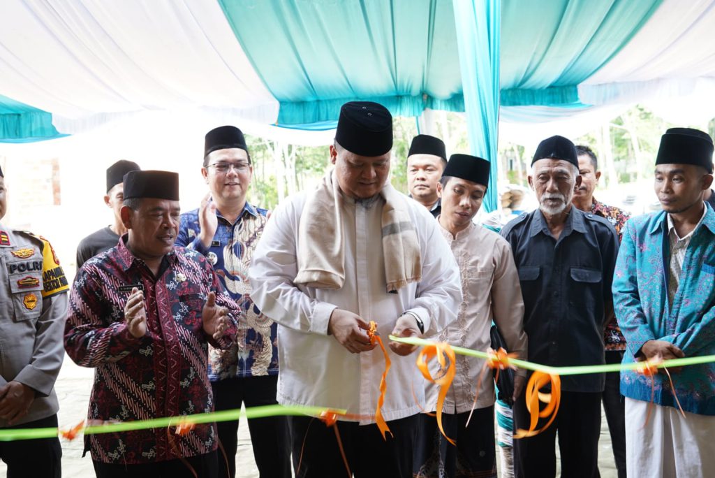 Erwin Ibrahim Wakili Pj Bupati Banyuasin Hadiri Khotmul Qur’an Ke-1 Dan Peresmian Asrama Santri Putra Ponpes Roudhotul Jannah