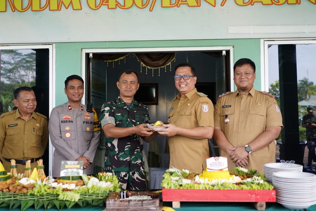 Syukuran HUT TNI Ke-79, Pj Bupati M. Farid Tegaskan Pentingnya Sinergi Bersama TNI