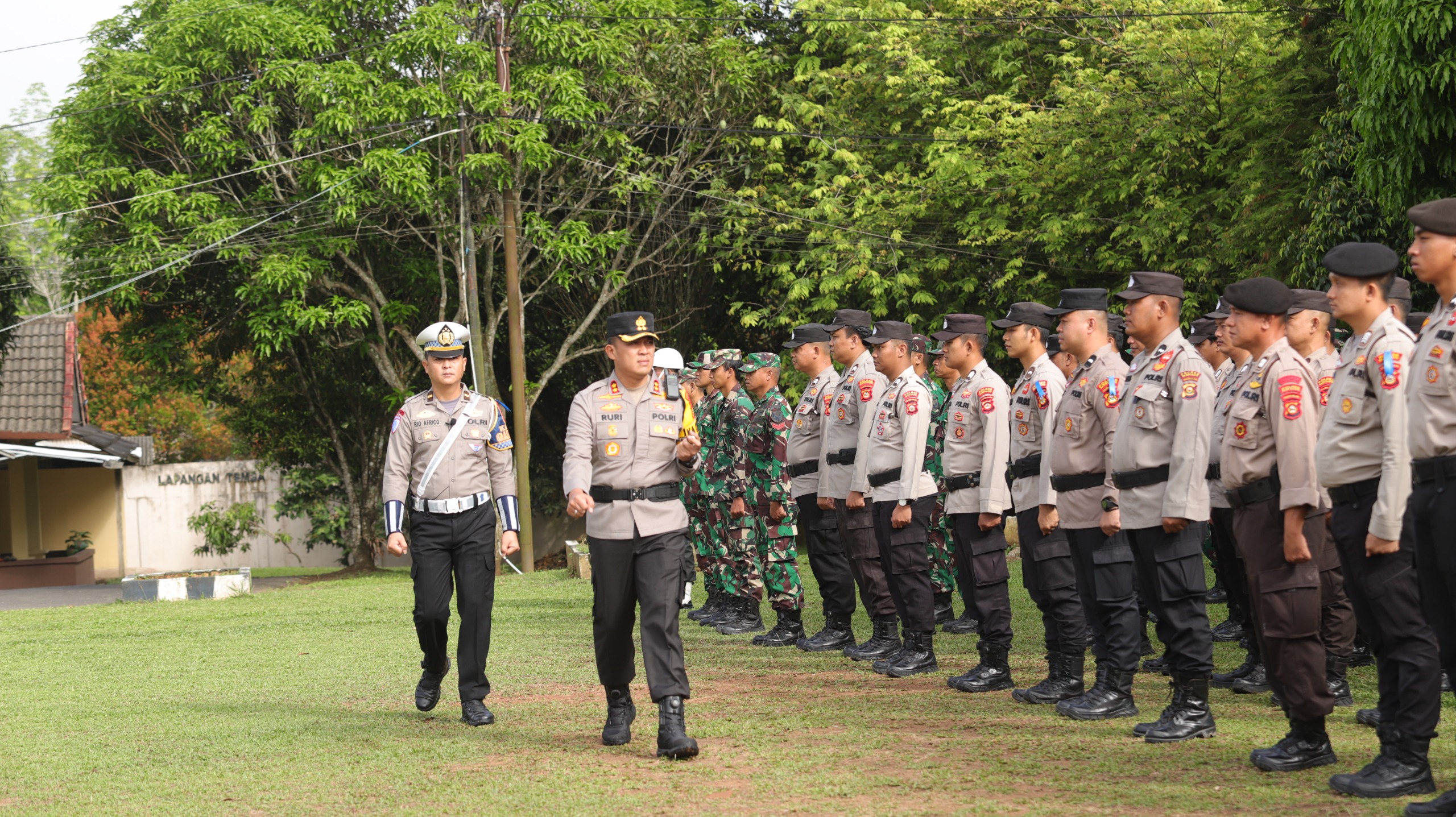 Kapolres Banyuasin Pimpin Apel Gelar Pasukan Operasi Zebra Musi 2024 