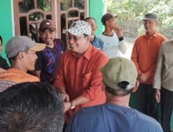 Mendengar Warga Muara Telang Kena Puting Beliung, Askolani dan Rombongan Bergerak Cepat Berikan Bantuan 