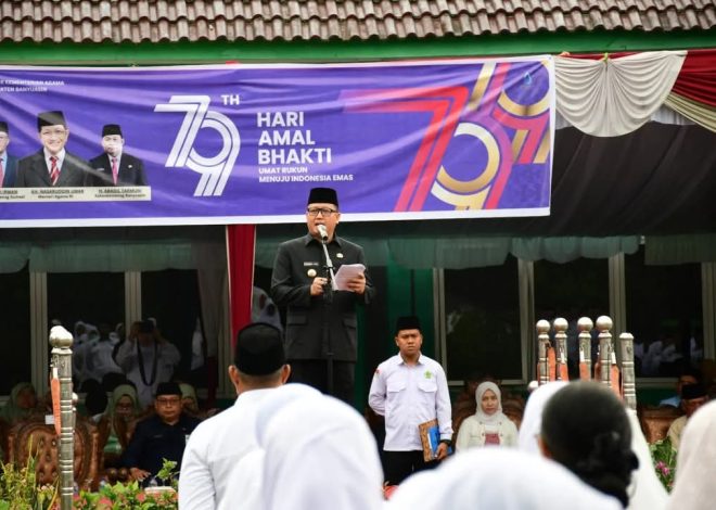 Muhammad Farid Pimpin Upacara Peringatan Hari Amal Bhakti Ke-79 Kementerian Agama RI