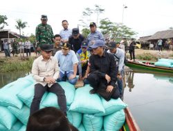 Mendukung Target Swasembada Pangan 2027, Wamen Dalam Negeri Bima Arya Tinjau Irigasi Sawah Banyuasin Dan Harga Gabah