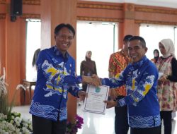Pj Bupati OKI Serahkan DPA 2025, Tegaskan Efisiensi dan Skala Prioritas Anggaran