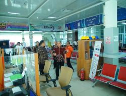 Hari Pertama Kerja di Tahun 2025, Pj Bupati Sandi Fahlepi Sidak Sejumlah OPD