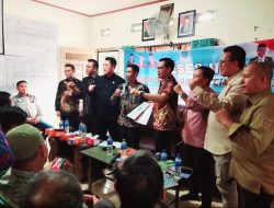 Reses Anggota DPRD Ogan Ilir Dapil 4, Warga Kayu Ara Keluhkan Jalan Rusak Seperti Kubangan