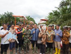 H. Muchendi Dorong Petani OKI Peroleh Nilai Tambah dari Bantuan Alsintan