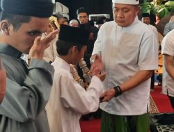 Apresiasi Muadzin Muda, Deru Serahkan Hadiah Lomba Adzan PWI Sumsel