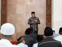 Bupati dan Wakil Bupati Banyuasin laksanakan shalat Idul Fitri 1446 Hijriah bersama ratusan masyarakat