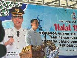 Silaturahmi Lebaran, H. Muchendi Kukuhkan Keluarga Urang Diri Pedamaran