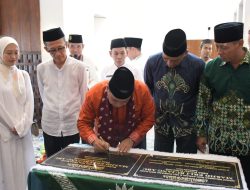 Resmikan Masjid Erli Bujang Abu, Bupati Askolani Ajak Masyarakat Konsisten Makmurkan Masjid