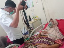 Inovatif, Dinas Dukcapil Ogan Ilir Jemput Bola Lakukan Perekaman e-KTP Bagi Warga yang Terbaring Sakit