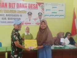 Desa Tanjung Agung Bagikan BLT-DD Kepada 32 KPM dan Insentif Kades Posyandu