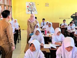 Wabup Netta Kunjungi SMPN 1 Dan SMPN 2 Banyuasin I