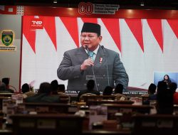 Pimpinan Dan Anggota DPRD Sumsel Mendengarkan Pidato Kenegaraan Presiden RI Prabowo Subianto