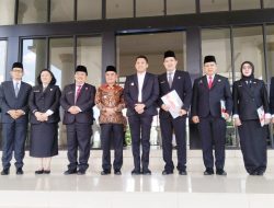 Bupati Ogan Ilir Lantik 8 Pejabat Berstatus PLT Menjadi Defenitif, Ingatkan OPD Tingkatkan Kualitas Kerja