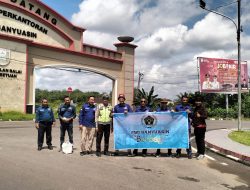 Bentuk Kepedulian Insan Pers Terhadap Sesama, PWI Banyusin Laksanakan Giat Jum’at Berbagi 