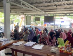 PemDes Puding Salurkan Bantuan Pangan kepada 184 KPM, Warga Terima Beras dan Minyak Goreng
