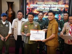 Dukung Penanggulangan Karhutla, Pemkab Ogan Ilir Terima Bantuan Peralatan dan Dana Rp 770 Juta dari BNPB