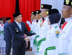 Bupati Panca Kukuhkan Paskibraka Ogan Ilir Jelang Persiapan Upacara HUT ke-81 Kemerdekaan RI
