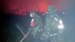 Dandim 0402/OKI-OI Turun Langsung Pimpin Penanganan Karhutla di Pemulutan