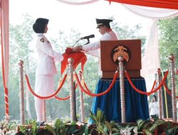 Khidmat dan Sempurna, Bupati Askolani Pimpin Upacara Pengibaran Bendera HUT ke-81 RI di Banyuasin